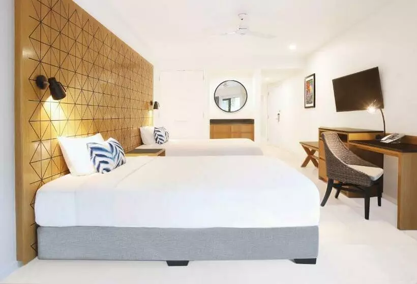 اتاق داخلی دلوکس, Radisson Blu Resort Fiji