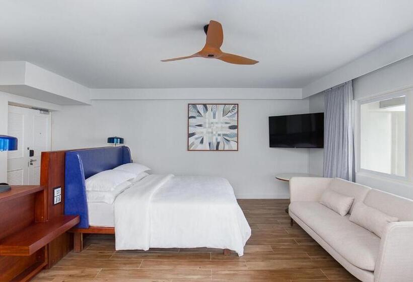 キングサイドベッドのスタンダードワンルーム, Sheraton Fiji Golf & Beach Resort