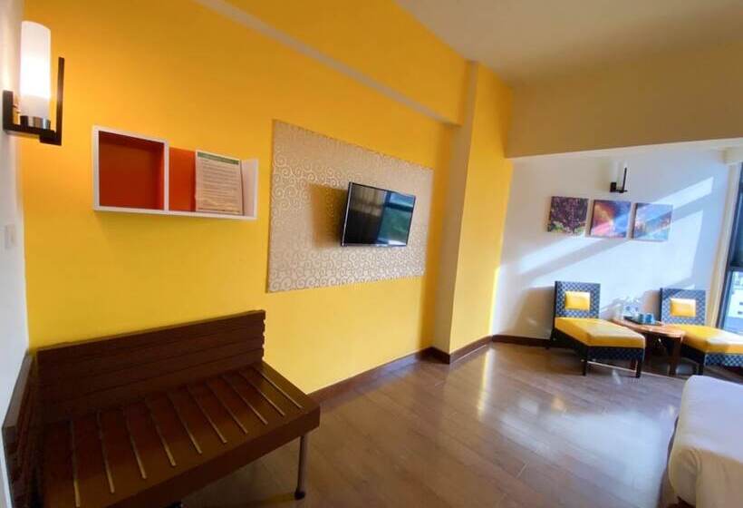 スーペリアールーム, The Seasons Pattaya   Sha Plus Certified