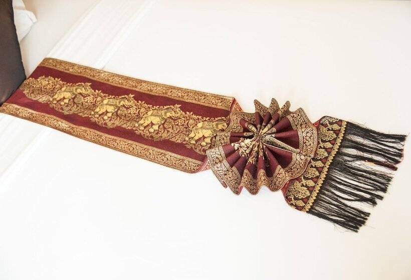 デラックスルーム, The Seasons Pattaya   Sha Plus Certified