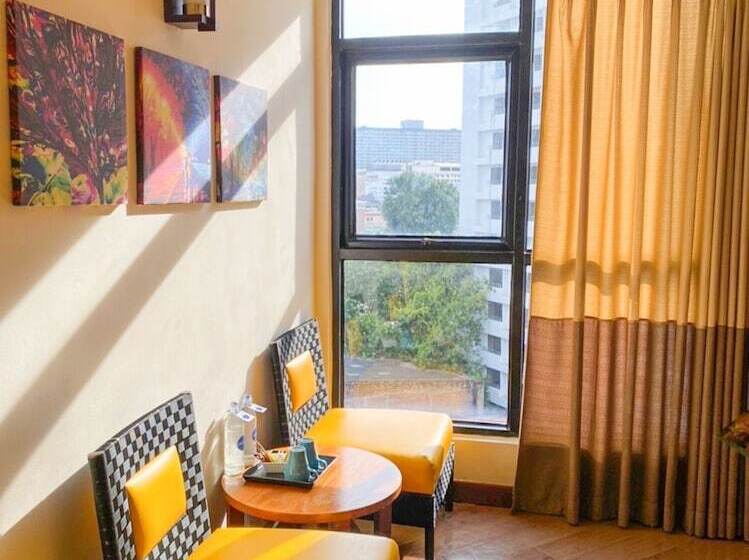 スーペリアールーム, The Seasons Pattaya   Sha Plus Certified