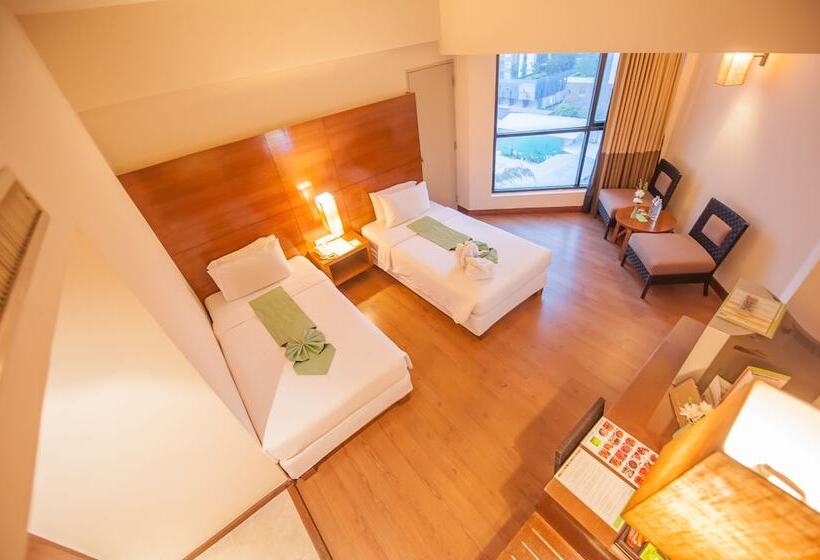 Номер Superior, The Seasons Pattaya   Sha Plus Certified