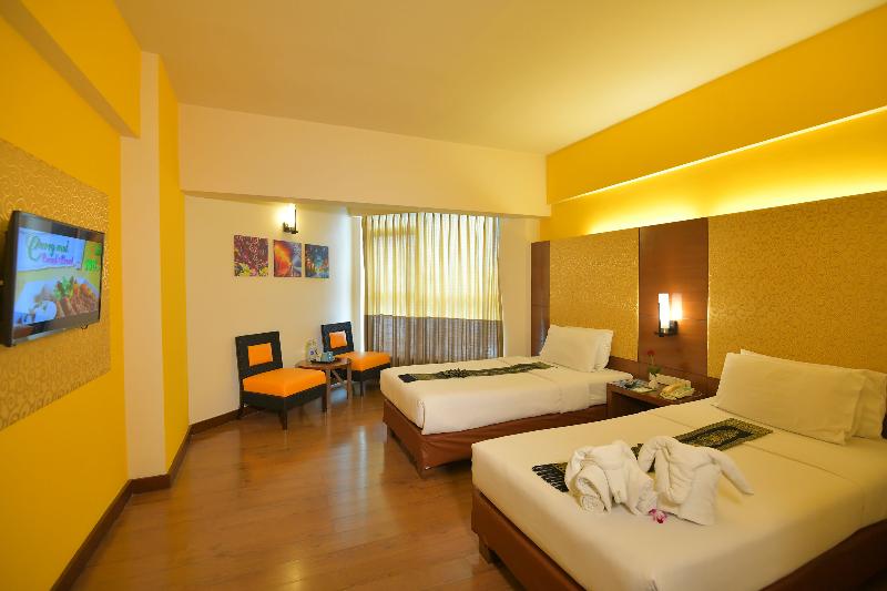 Номер Deluxe, The Seasons Pattaya   Sha Plus Certified