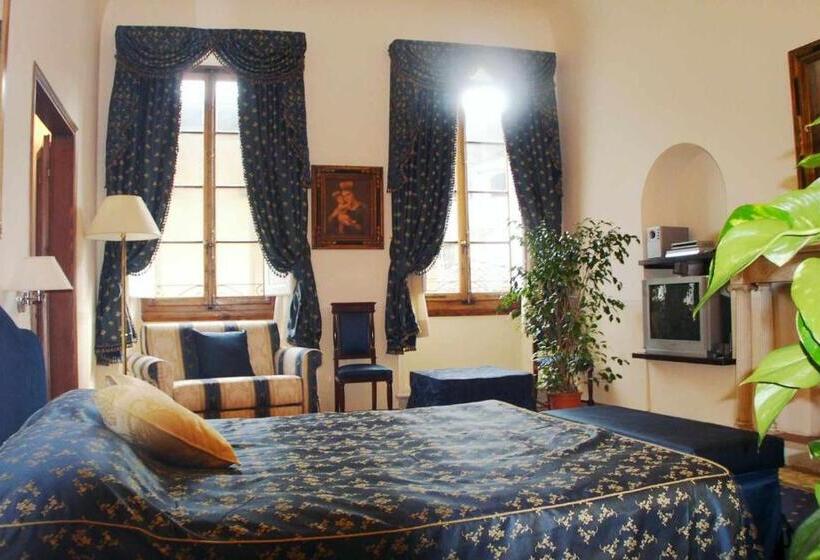 سوییت سوپریور, Tornabuoni La Petite Suite