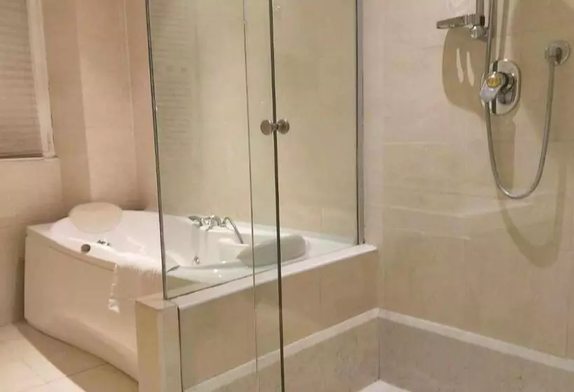 مجموعه ویستا شهر, Tornabuoni La Petite Suite