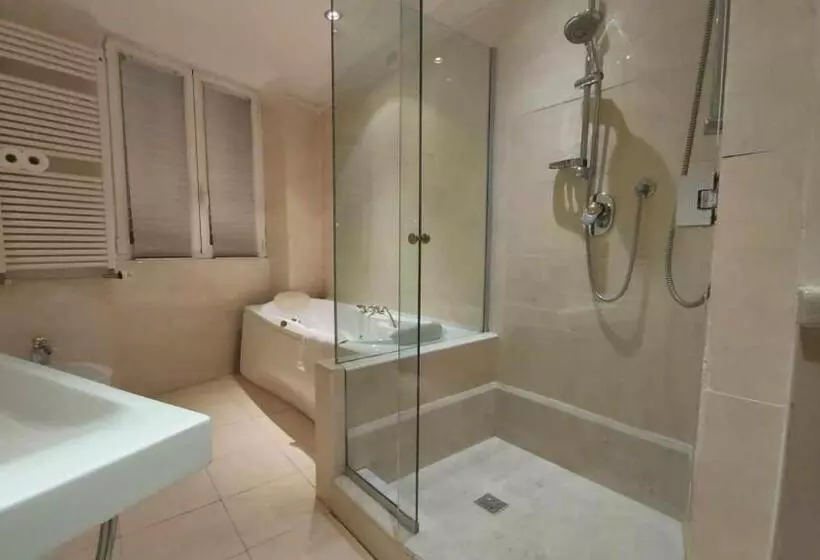 مجموعه ویستا شهر, Tornabuoni La Petite Suite
