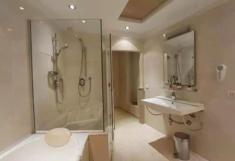 مجموعه ویستا شهر, Tornabuoni La Petite Suite