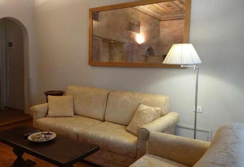 مجموعه ویستا شهر, Tornabuoni La Petite Suite