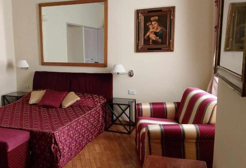 اتاق لوکس, Tornabuoni La Petite Suite