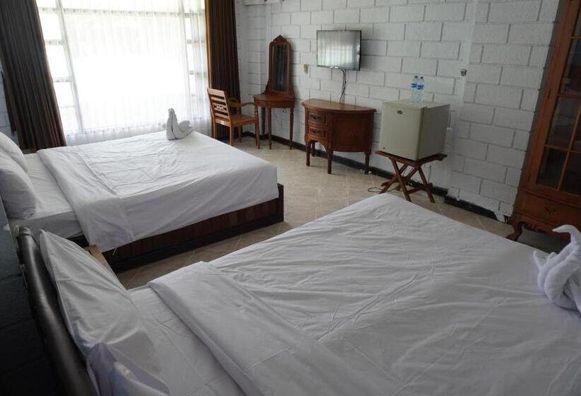 חדר משפחתי, Ammara Legian By Vilarisi