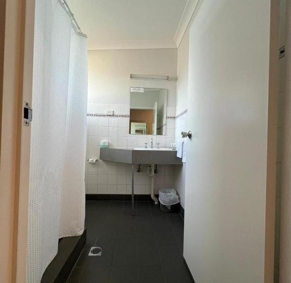 标准间, Katherine Motel