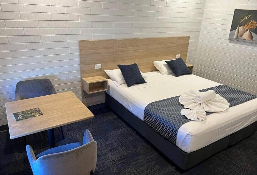 带大床的行政房间, Katherine Motel