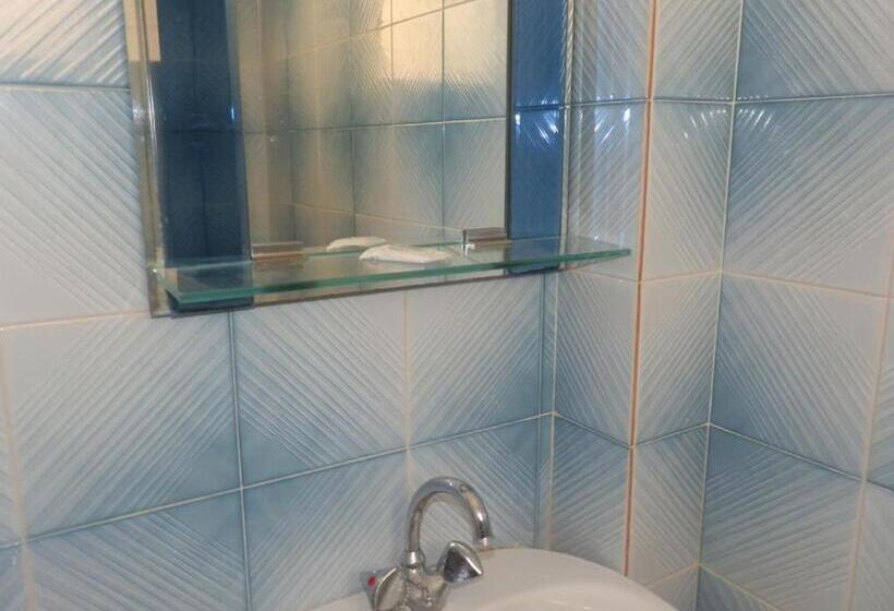 استودیوی استاندارد, Vassilis Studios