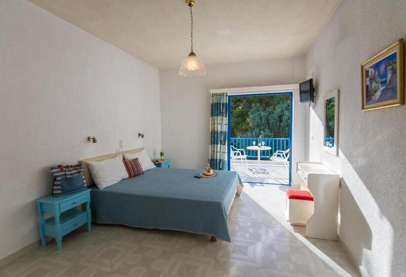 استودیوی استاندارد, Vassilis Studios