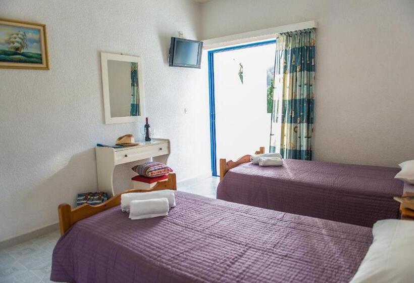 استودیوی استاندارد, Vassilis Studios