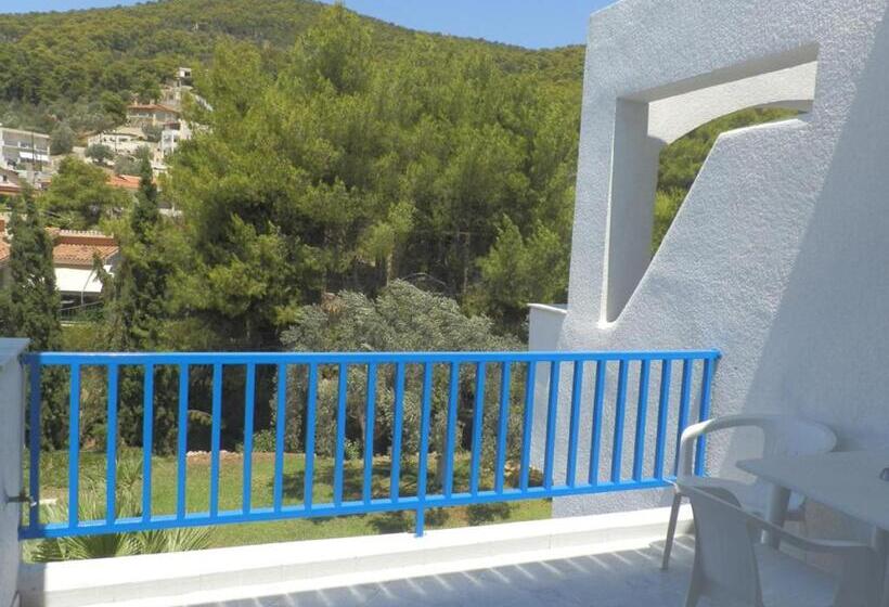 استودیوی استاندارد, Vassilis Studios