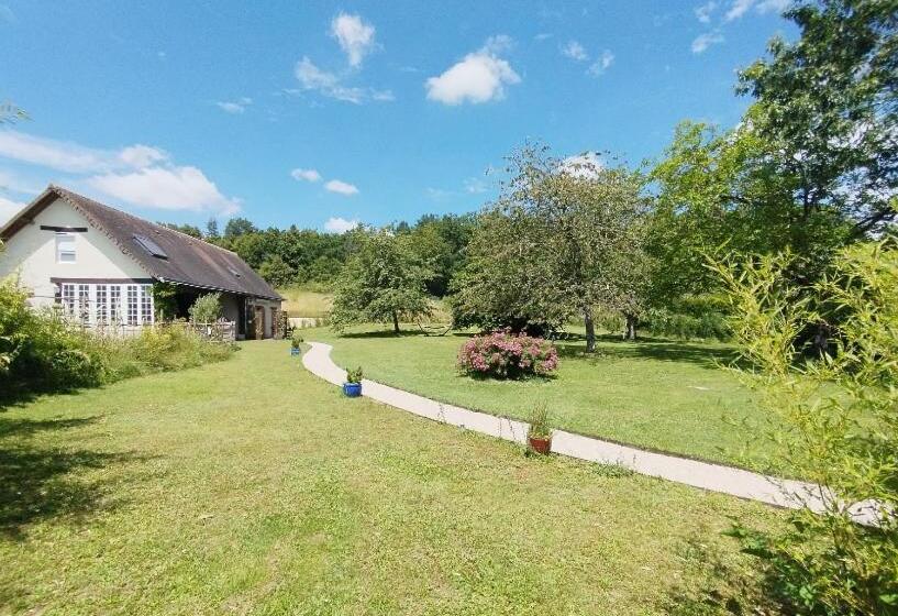 סוויטה משפחתית, Au Bonheur De Cisse