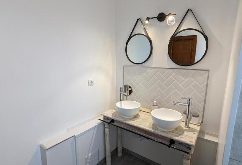 סוויטה משפחתית, Au Bonheur De Cisse