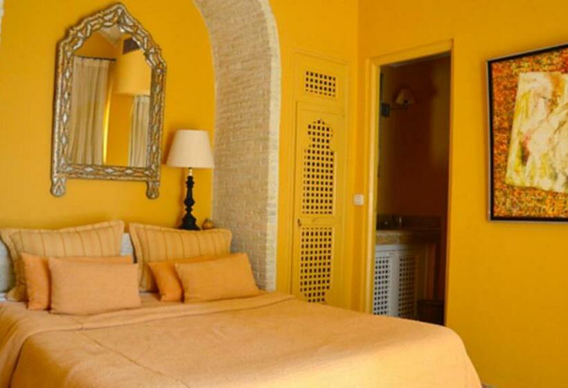 מיטת קינג בסוויטה, Dar Tozeur