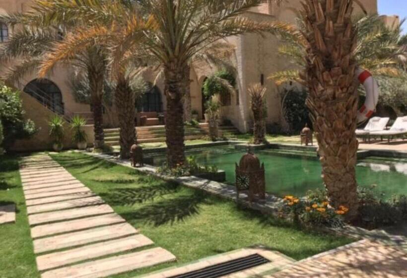 חדר סופריור, Dar Tozeur