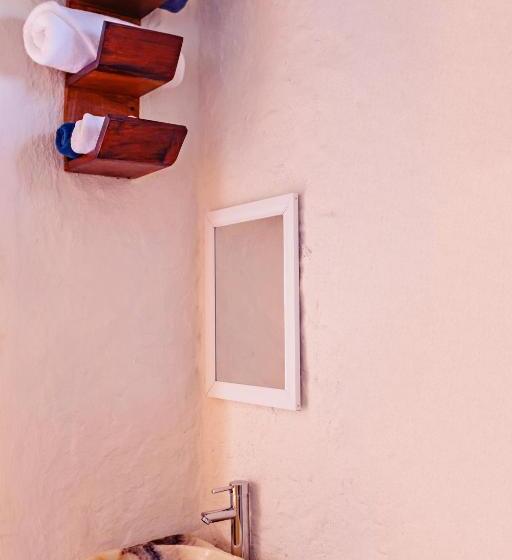 스위트, The S Boutique