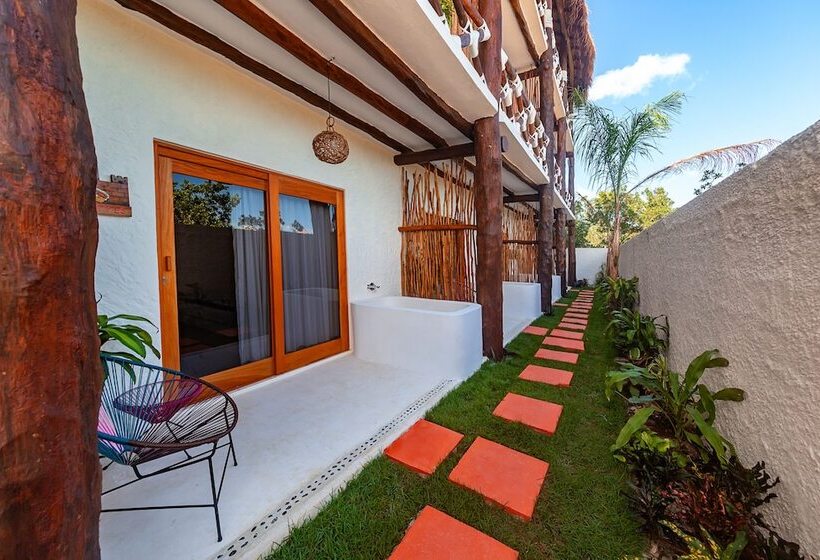 디럭스 룸, The S Boutique