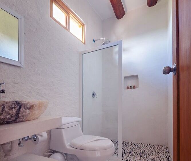 디럭스 룸, The S Boutique