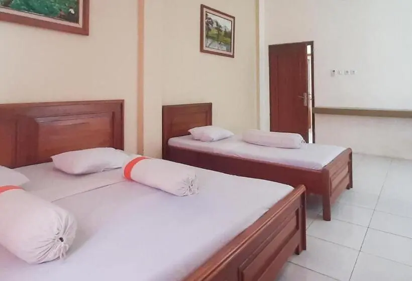 ファミリールーム, Reddoorz Syariah At Penginapan Sederhana Palembang