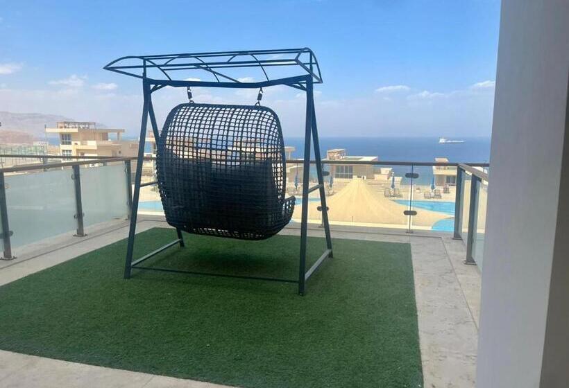 اتاق استاندارد با چشم‌انداز دریا, Tolip Resort El Galala Hills