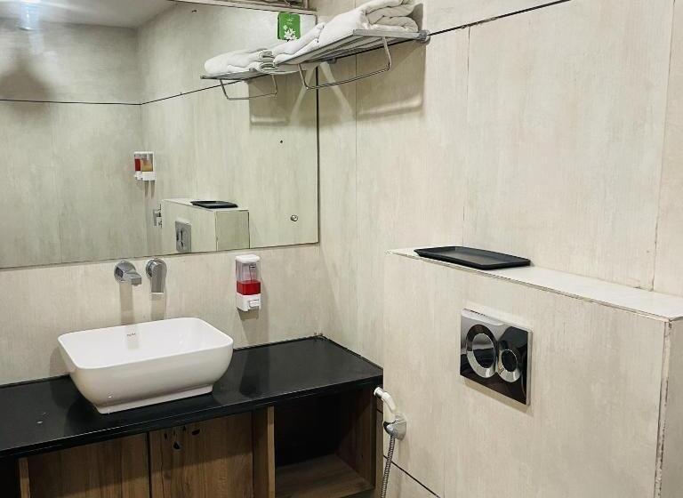 חדר סטנדרט, Vijay Shree