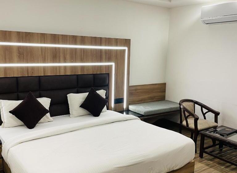 חדר סטנדרט, Vijay Shree