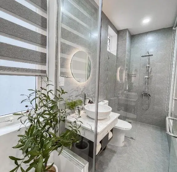 اتاق استاندارد با تخت بزرگ, The Myst No47 House Buon Ma Thuot