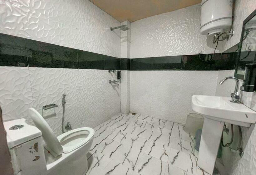 Quarto Estandar, Fontana