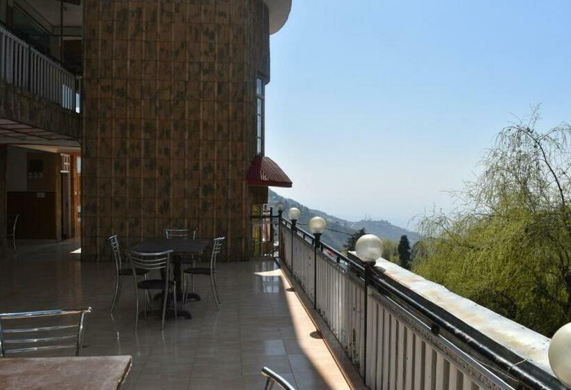 Quarto Estandar, Fontana