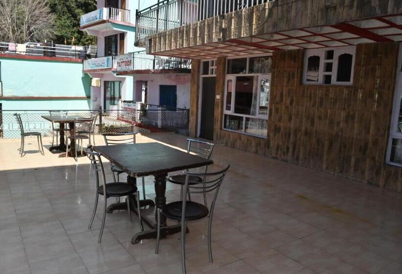 Quarto Estandar, Fontana