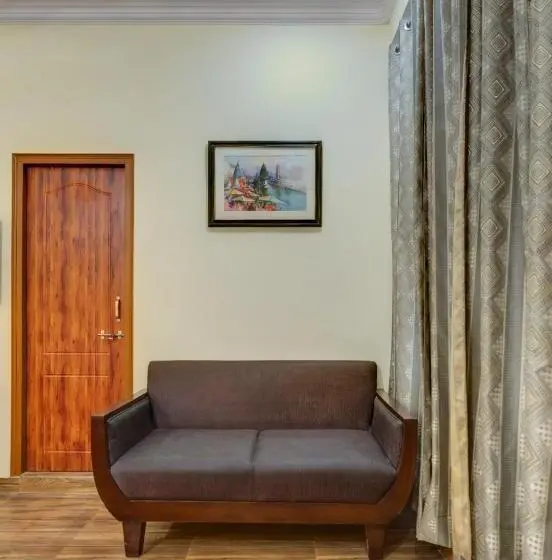 Chambre Supérieure Lit King Size, Sethi Legacy
