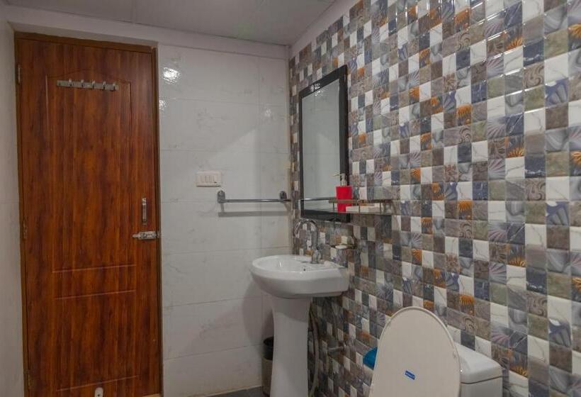 חדר סטנדרט, Sethi Legacy