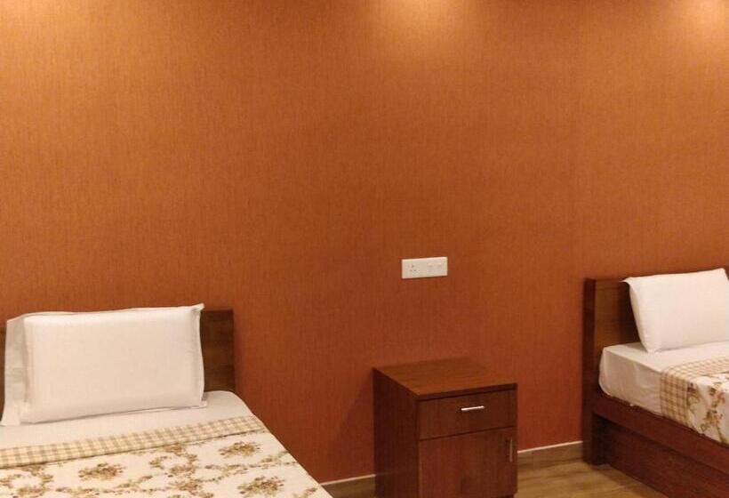 Standardrum, Majestic Inn