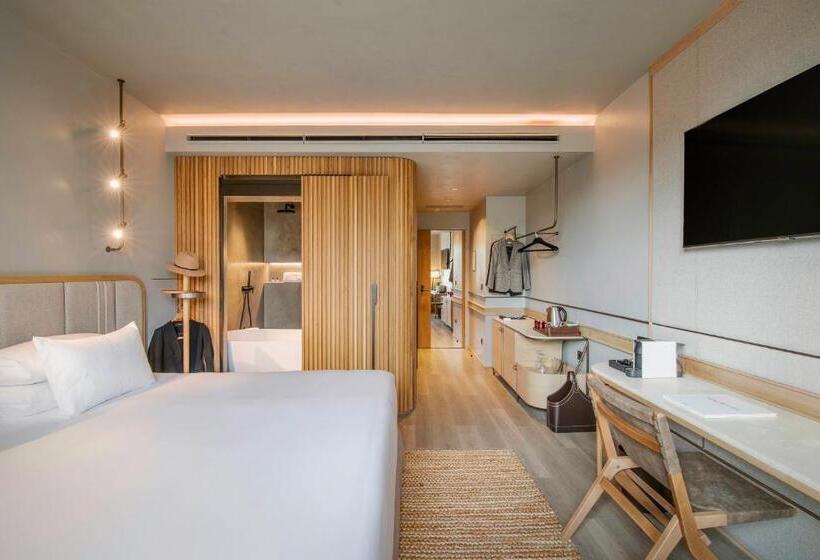 اتاق پرمیوم, Only You Hotel Málaga