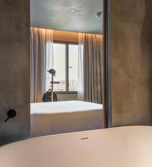 Premium room with terrace, Only You Hotel Málaga