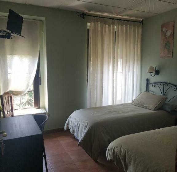 اتاق استاندارد با چشمانداز کوهستان, Hostal La Cigueña