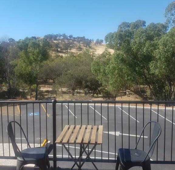 Люкс Вид на Реку, Victoria Hotel Toodyay
