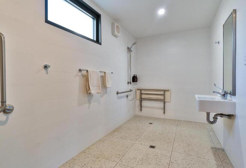 Студия Стандарт, Victoria Hotel Toodyay