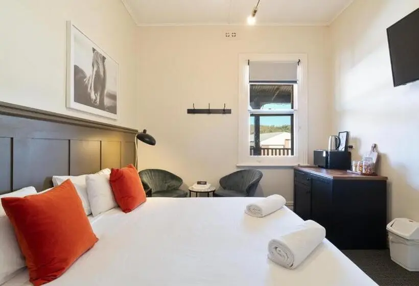 キングサイズベッドのスタンダードルーム, Victoria Hotel Toodyay