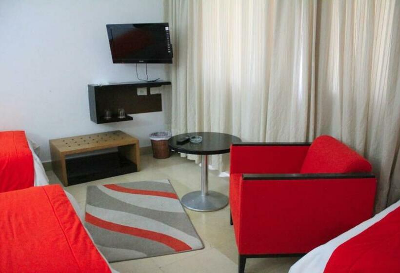 اتاق استاندارد سه نفره, Hôtel Le Pacha