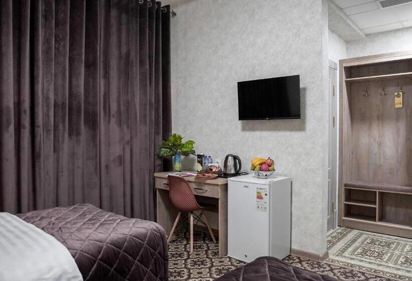 اتاق استاندارد, Level