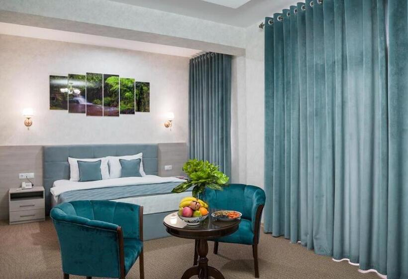 اتاق لوکس, Level