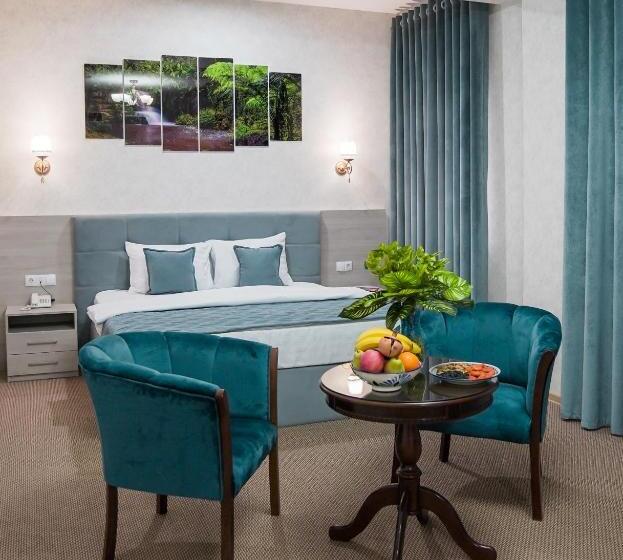 اتاق لوکس, Level