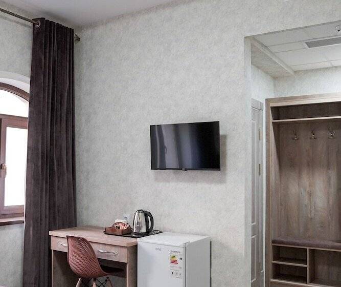 اتاق استاندارد, Level