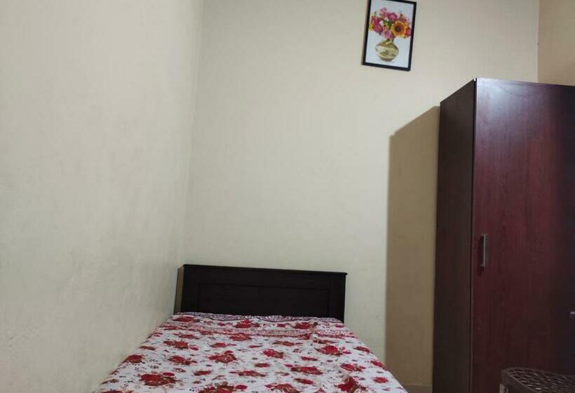 单人经济间, Malabar Residency